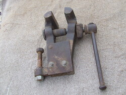 Régi kovácsolt satu kovács satu