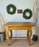 Viaszolt étkezőasztal, kecskelábú