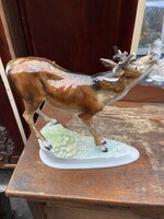 Herendi nagyméretű szarvas