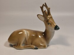 Hibátlan! Zsolnay porcelán fekvő szarvas