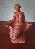 Tóth Vali terrakotta női akt