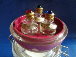 Circa 1930 Art Deco Duvinne Perfume Bottle Set with Four Miniatures with Gemstones