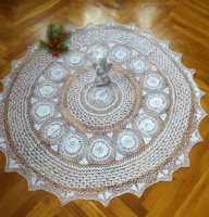 Nagyon szép , kézi, nagy horgolt terítő – 80 cm