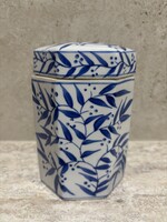Kék–fehér porcelán teás/fűszertartó – hatoldalú tégely – kézzel festett