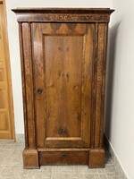 Steindl ruhásszekrény