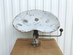 Régi vas traktor ülés