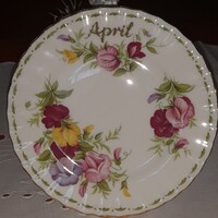 Royal Albert Április hónapos süteményes kistányér