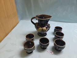 A1566 Kerámia italos szett (egyik kupica alján pici lepattanás)