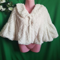 Kb. S-es Törtfehér, rózsa mintás menyasszonyi szőrme boleró, alkalmi kiskabát - 2. osztályú