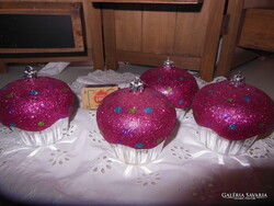 KARÁCSONYFADÍSZ - MUFFIN  - 8 x 8 cm - VASTAGON CSILLÁMOS