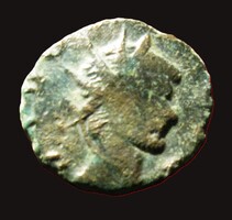 Római Claudius II Gothicus AE4 Consecratio madaras hátlap (-NZ19)