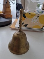 Kellemes hangú réz csengő magassága 10cm, átmérője 6cm