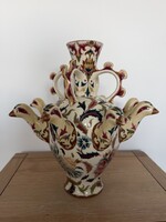 Zsolnay madaras vaza plasztikus rátétekkel, kézzel festett