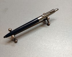 Parker klipszes golyóstoll. Kérem olvassa a termék leírást.