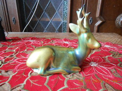 Zsolnay eozin szarvas