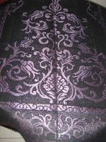 Csodaszép virágos akantusz leveles futó falvédő mokett