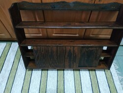 Retro polcos tolóajtós falra akasztható szekrény