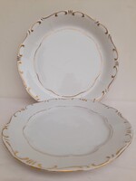 Zsolnay Gundel emblemas stafir torta es lapostanyer