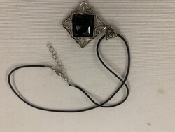 Izraeli  nyaklánc (nyakék) és medál onixxal "Shablool Didae (51)"