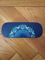 ÚJ! Szemüvegtok kék zöld mandala mintával 17x6x3cm, kézzel festett