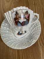 Antik finom porcelán kávés csésze tányérral jelenetes, lüszter mázas virágos lábas.