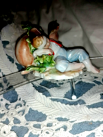 Gyűjteménybe! Ritka Herendi Babszem Jankó, csigán pihenő fiú, jelölt hibátlan állapotú