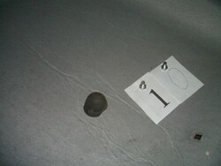 Opel Corsa B hátsó lengéscsillapító burkolat