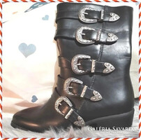 Csoda szép vadi új vékony béléses vagány csizma 38 as