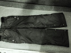 Gyerek fekete sínadrág (méret: 133-142 , 10 éves)