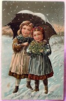 Antik dombornyomott Újévi üdvözlő képeslap  - kislányok esernyővel hóesésben  1906