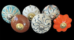 S6-27  Vintage stílusú porcelán bútorgomb szett (6 db-os)