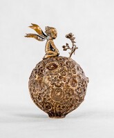 Kisherceg És A Rózsa bronz szobor