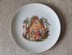 Mese jelenetes porcelán tányér