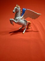 Herendi pikkelymintás pegazus