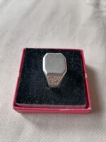 Jelzett ezüst  férfi pecsétgyűrű