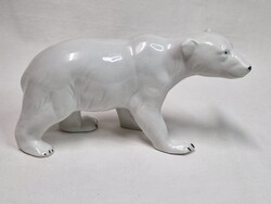 Lippelsdorf német porcelán jegesmedve figura hibátlan állapotban 15,5 cm. hosszú