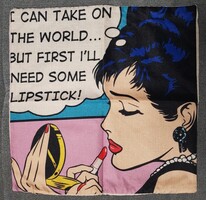 JJ Adams - Audrey Lipstiek Pop Art párnahuzat