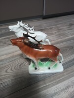 Porcelán szarvas 2db sérült