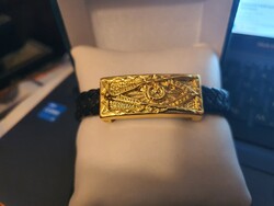 Karkötő szabadkőműves