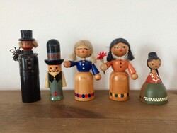 Retró fafigurák-német