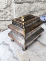 Art Deco bonbonier cukor doboz zsaméros ezüstözött. 399 gr