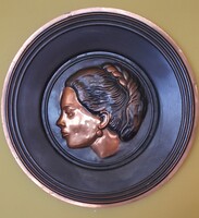 Réz dombornyomott fali tányér