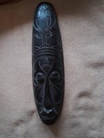 Falidísz, fából faragott