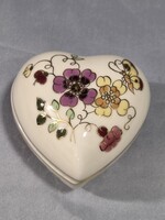 Zsolnay pillangós szív alakú ékszertartó, bonbonier