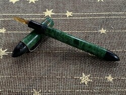 Különleges régi üveg (?) tollhegy “Elite” jelzett tolltest