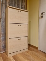 Modern körte színű világos bútorlap cipősszekrény