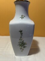Hollóházi porcelán. Hollóházi szögletes váza Erika mintás , sorszámozott