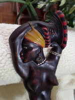 Falra akasztható falidísz: Néger női akt