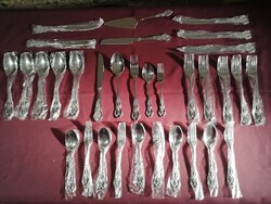 Rozsdamentes 32 részes evőeszköz készlet