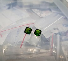 Összesen 3 ct turmalin verdelit drágakő pár eredeti, bevizsgált!!